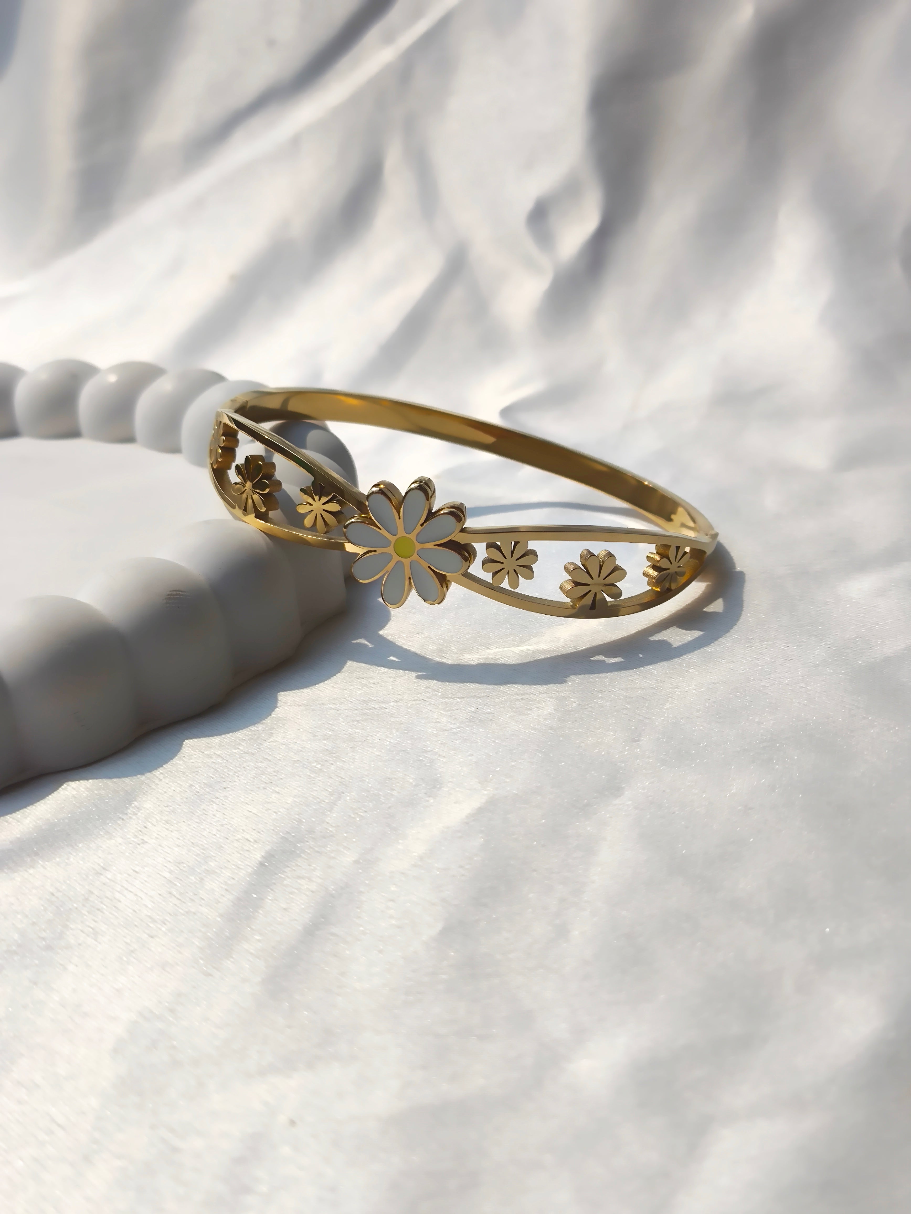Daisy Bloom Gold Toned Anti Tarnish Bracelet for Women & Girls