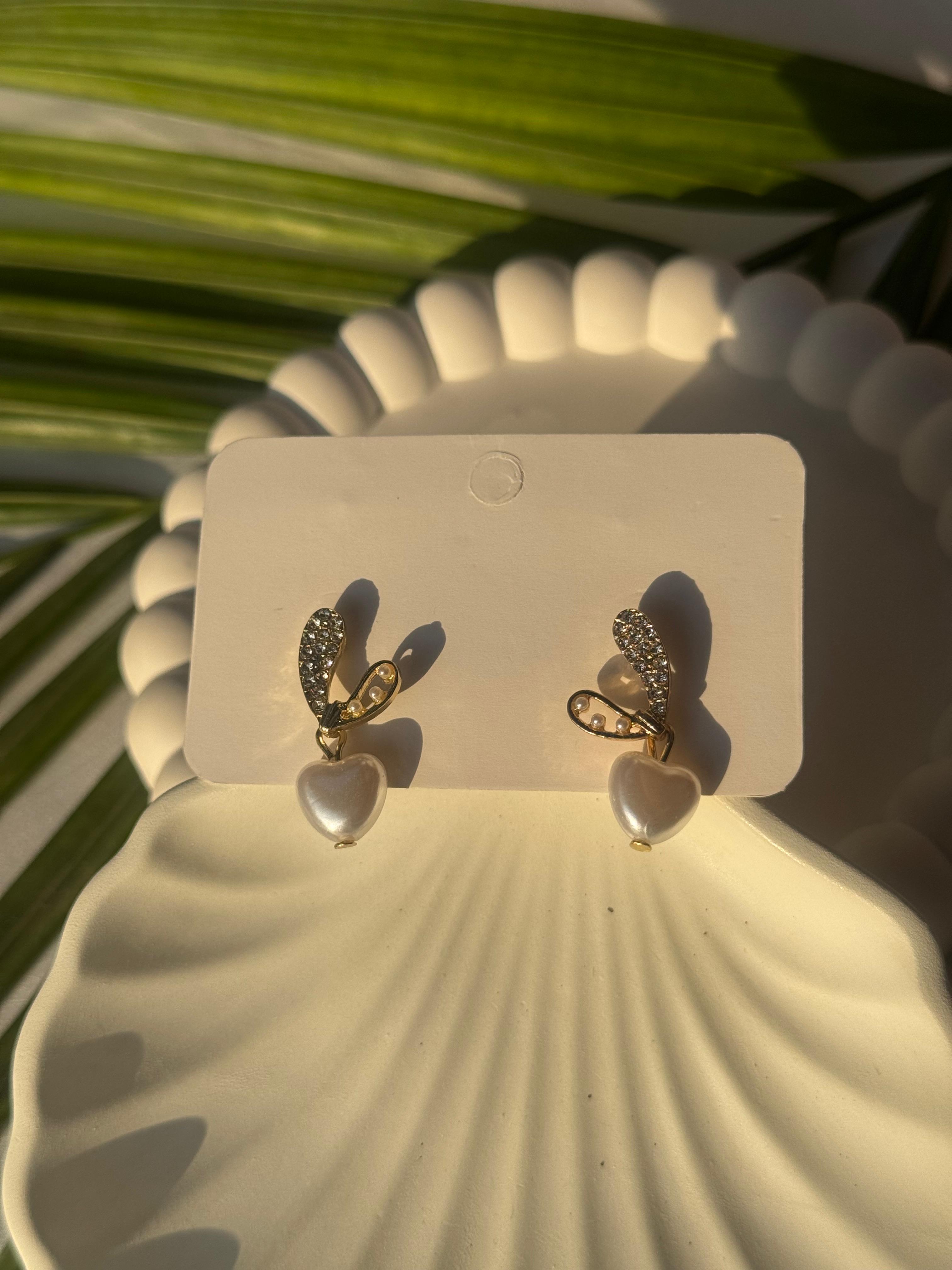 Amor Wing Studs, Korean Style