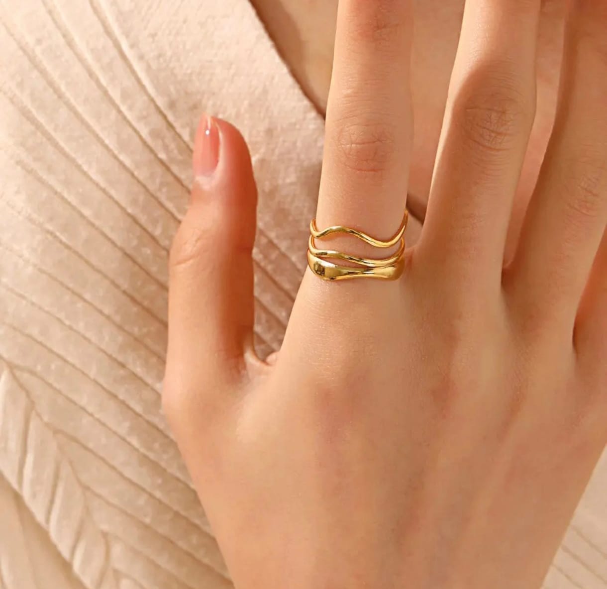 Adjustable Wave Ring,