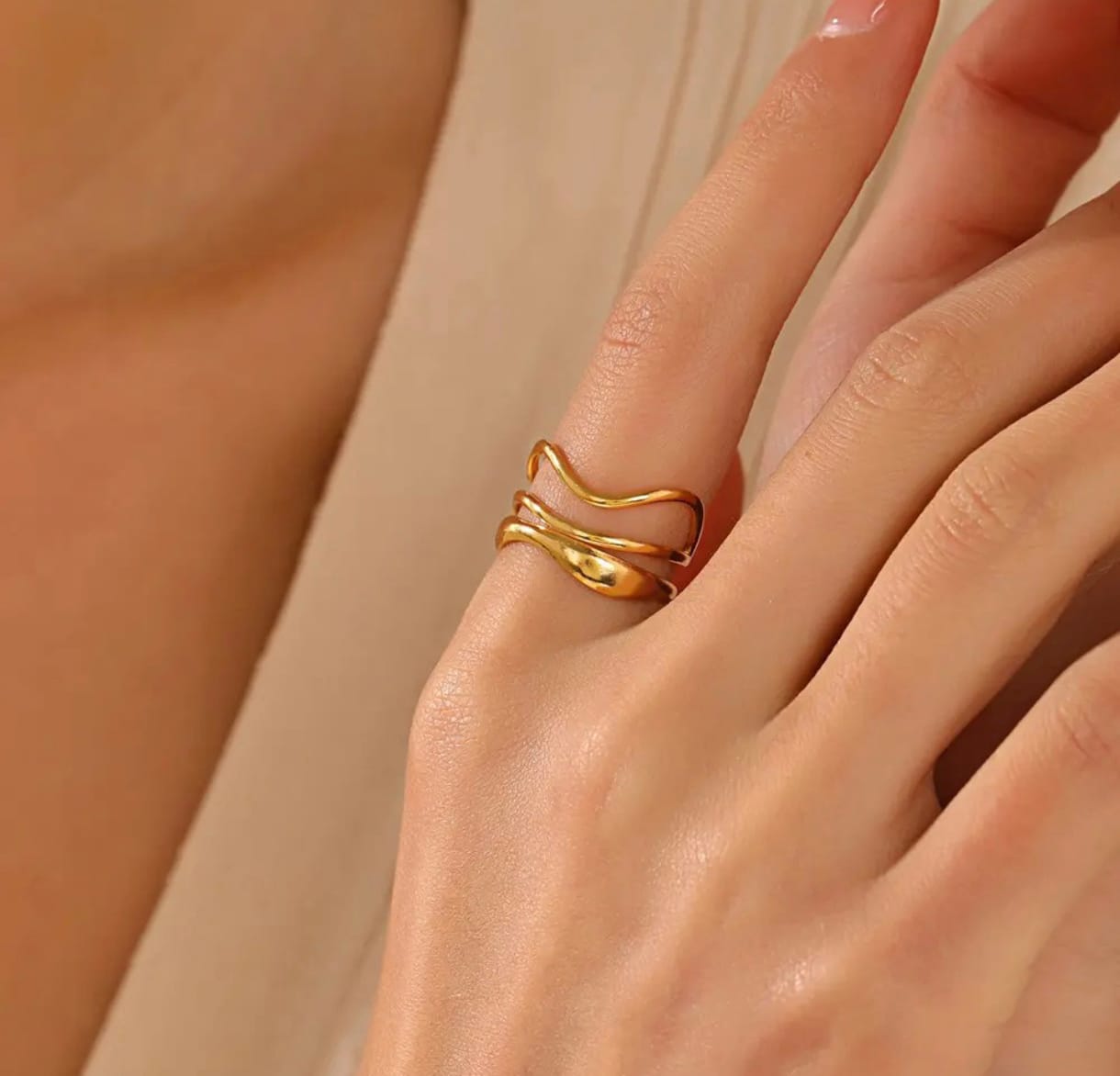 Adjustable Wave Ring,